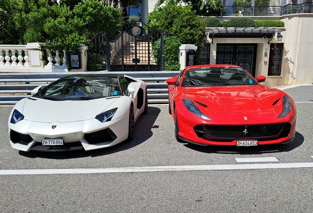 Lamborghini Aventador LP700-4 Roadster