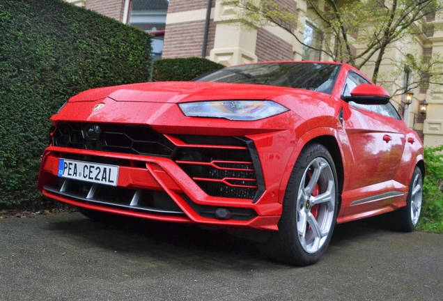 Lamborghini Urus