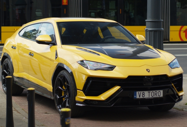 Lamborghini Urus Performante