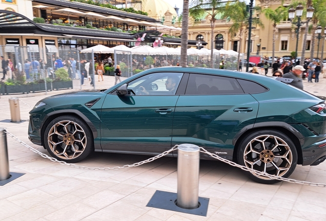 Lamborghini Urus Performante