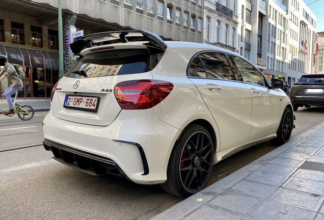 Mercedes-AMG A 45 W176 2015