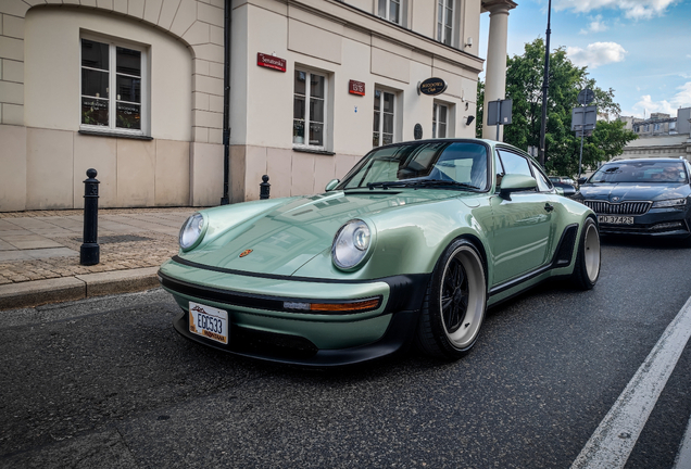 Porsche 911 Singer Turbo Study