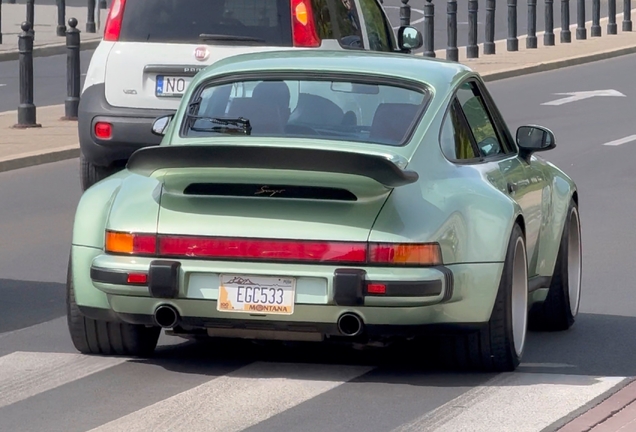 Porsche 911 Singer Turbo Study