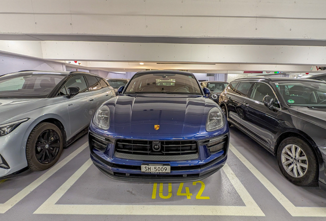 Porsche 95B Macan GTS MkIII