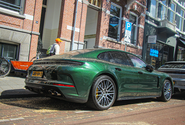 Porsche 972 Panamera Turbo S E-Hybrid