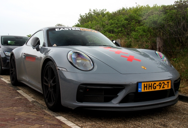 Porsche 992 Carrera GTS