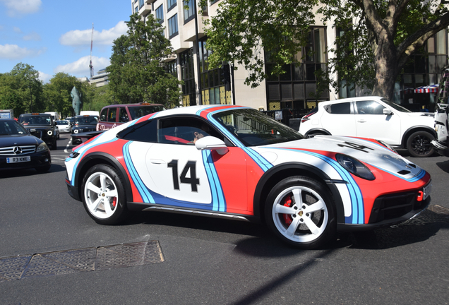 Porsche 992 Dakar