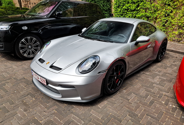Porsche 992 GT3 Touring