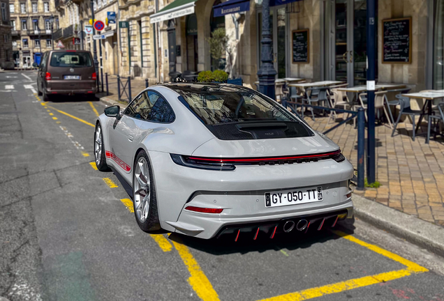 Porsche 992 GT3 Touring