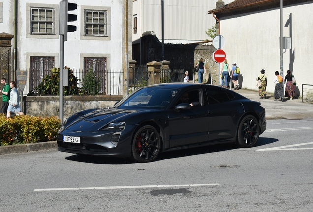 Porsche Taycan GTS