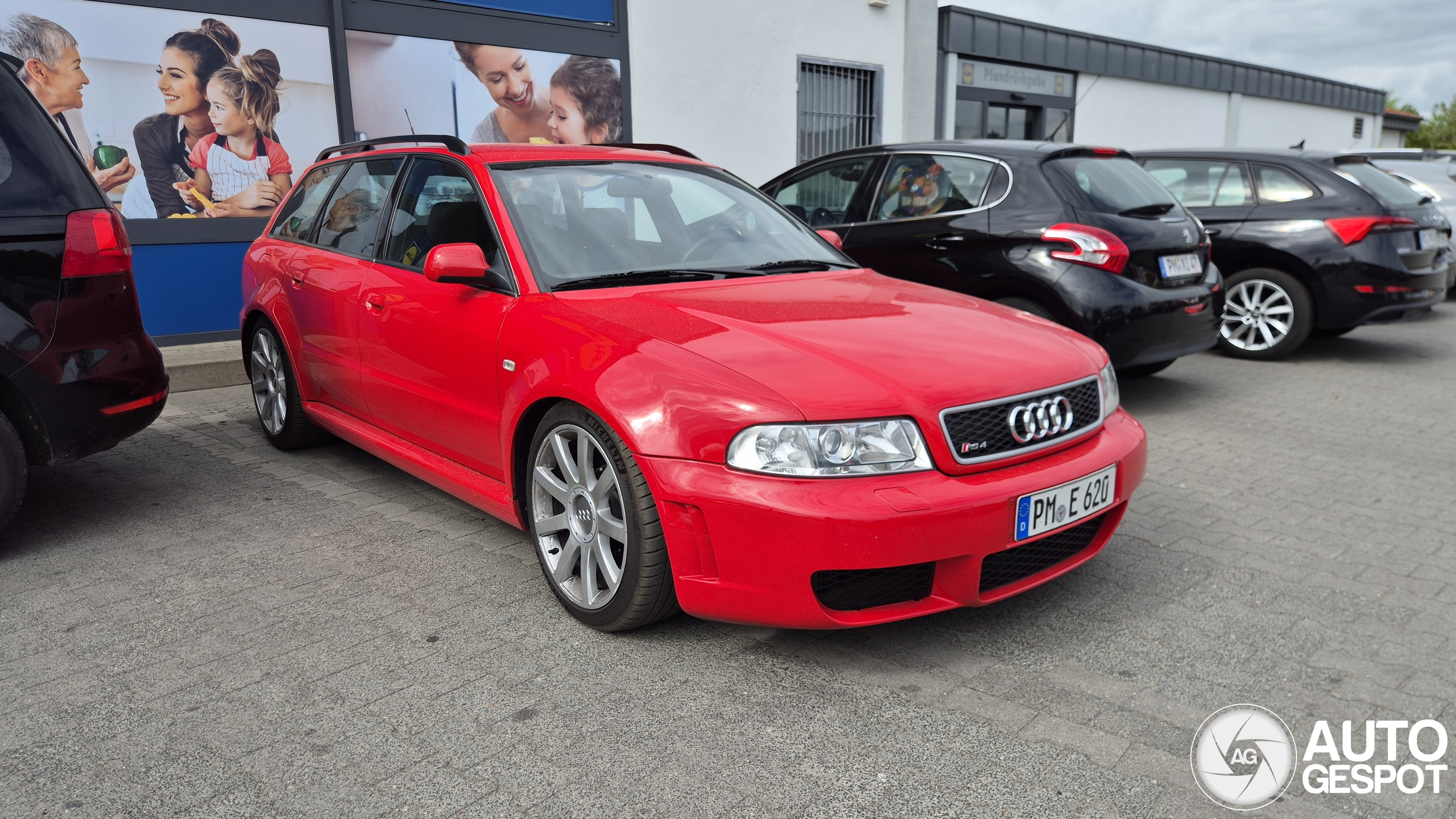 Audi RS4 Avant B5