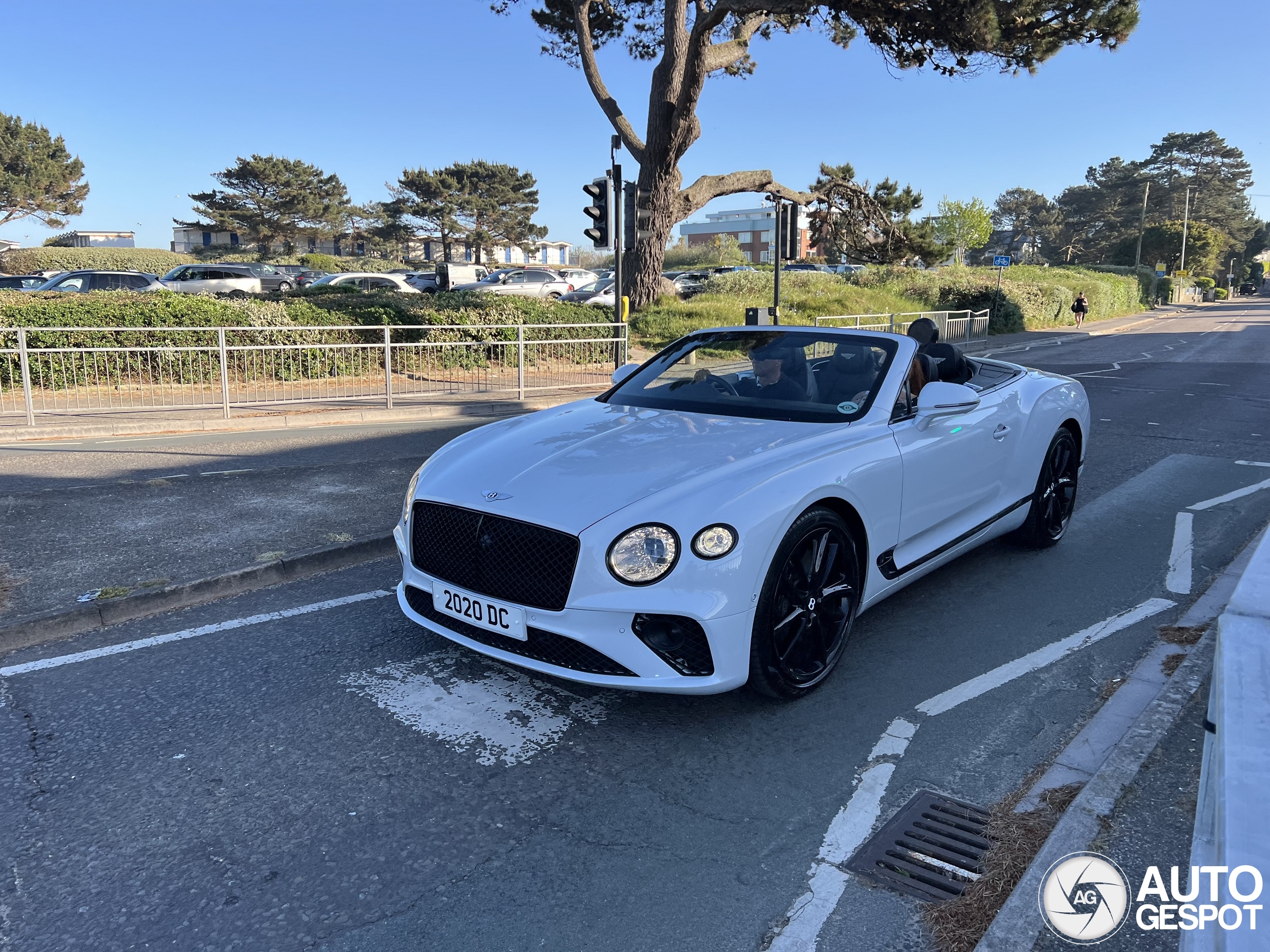 Bentley Continental GTC 2019