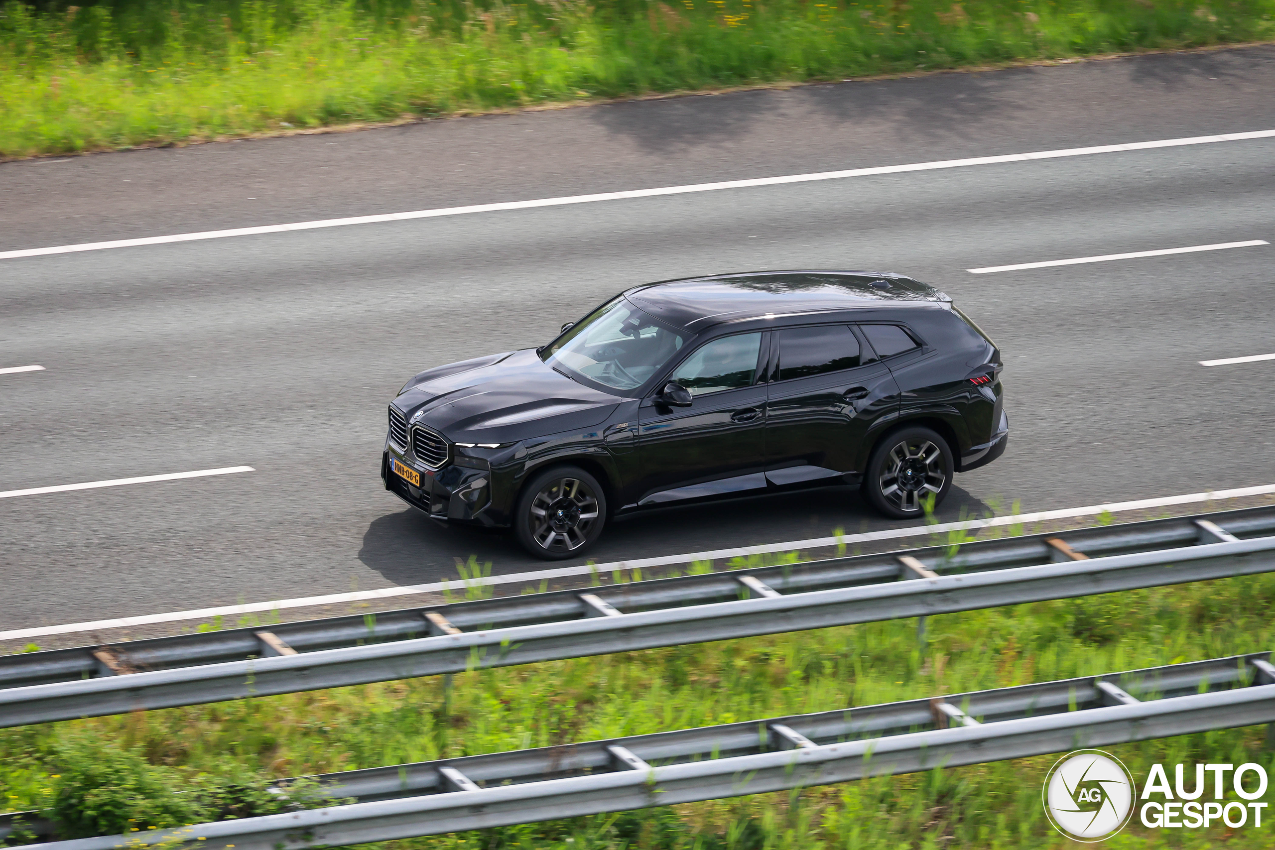 BMW XM G09