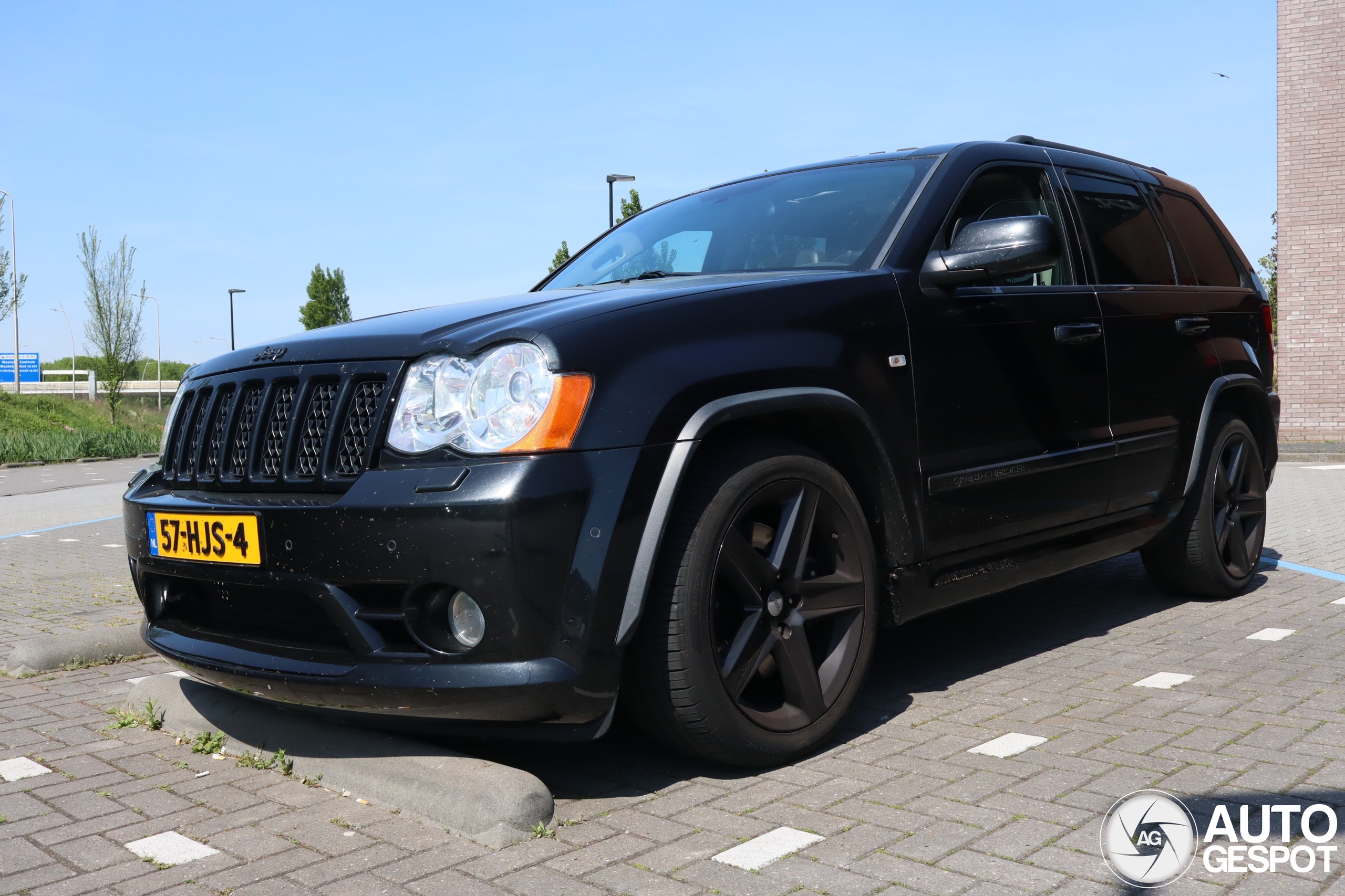 Jeep Grand Cherokee SRT-8 2005