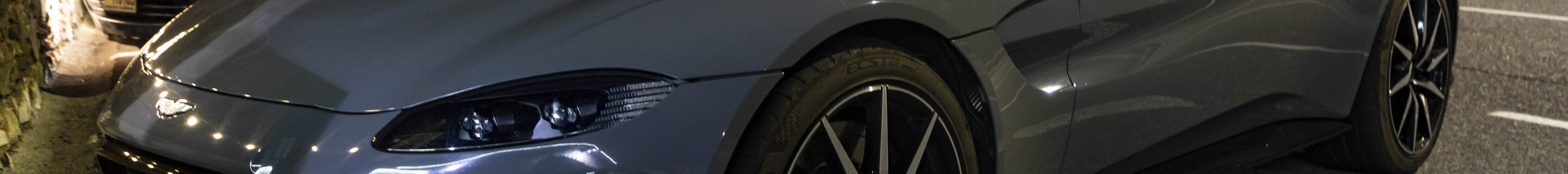 Aston Martin V8 Vantage 2018