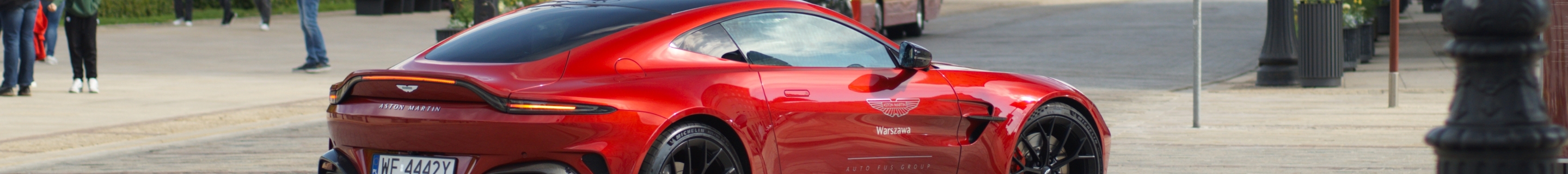 Aston Martin Vantage 2024