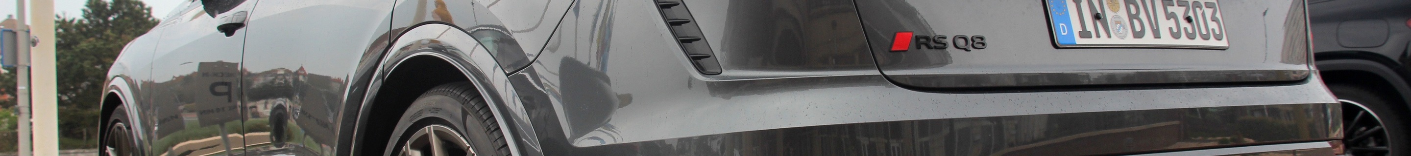 Audi RS Q8 2024