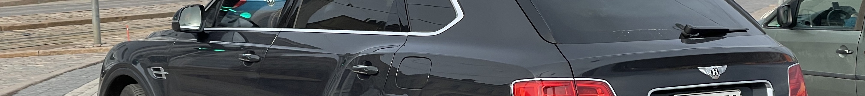 Bentley Bentayga Hybrid