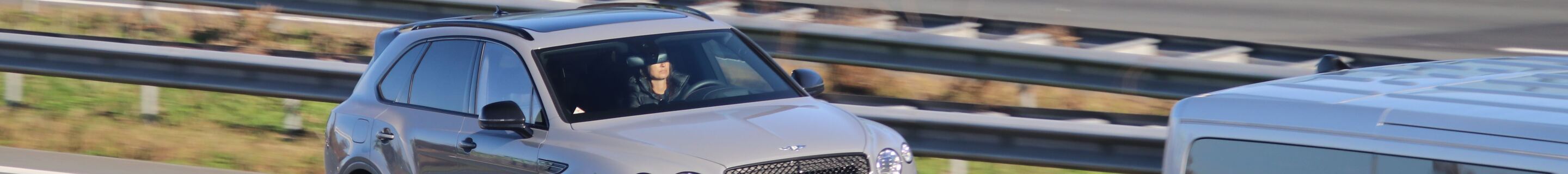 Bentley Bentayga Hybrid S