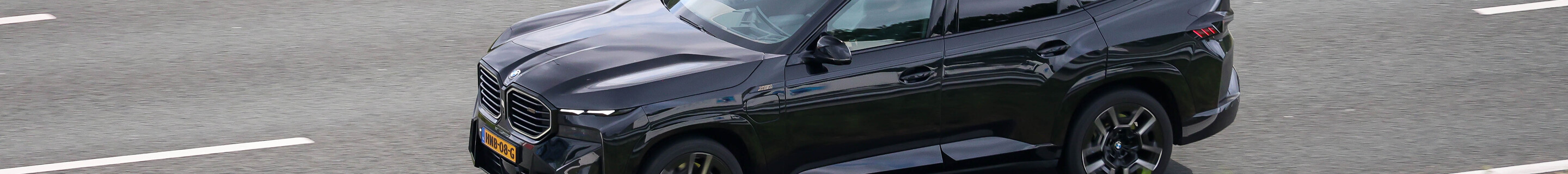 BMW XM G09