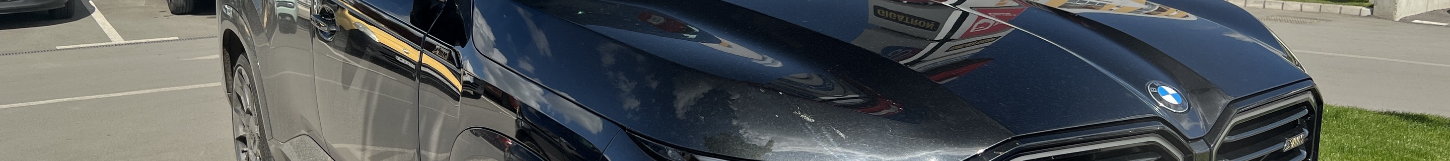 BMW XM G09