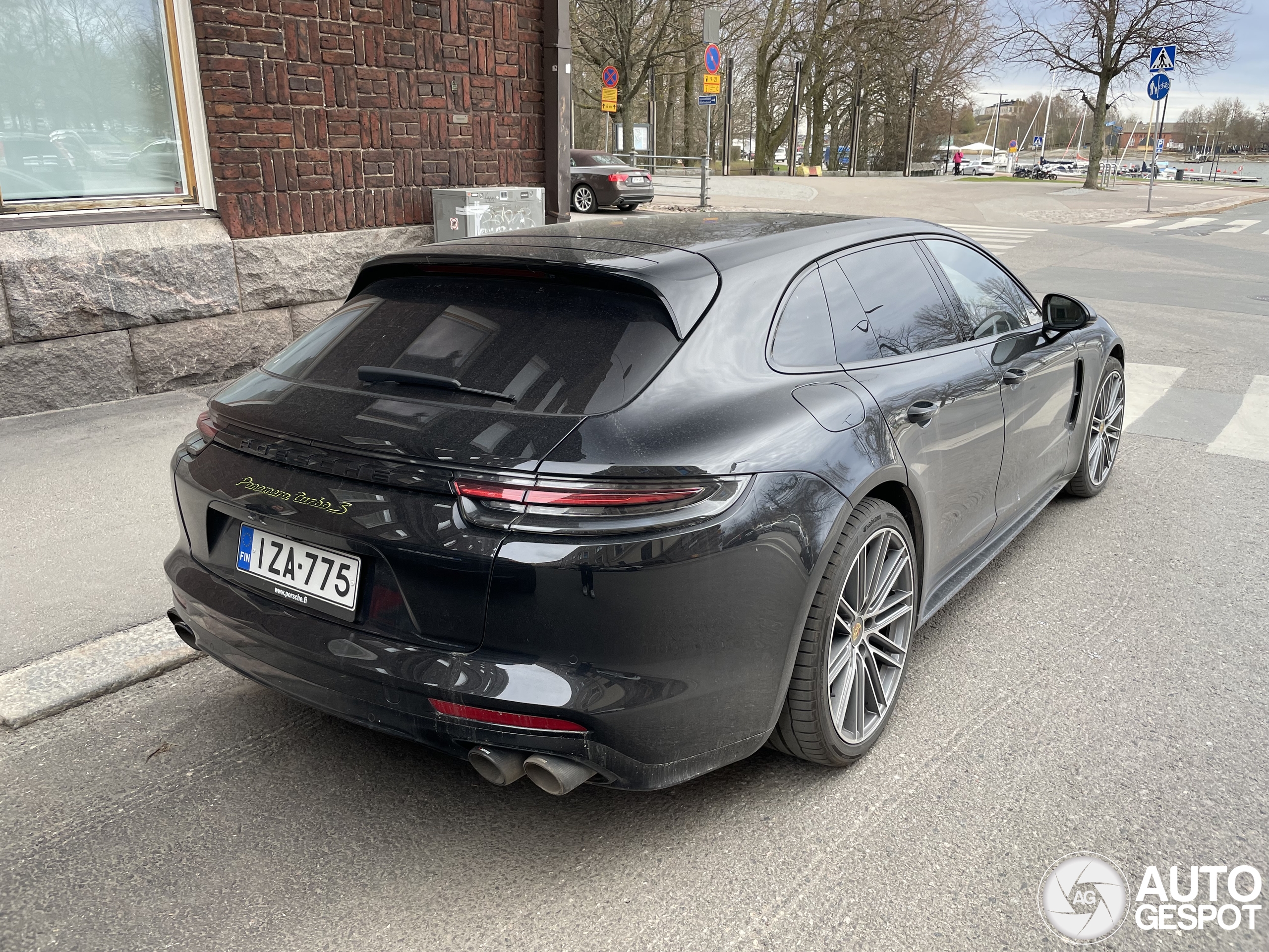 Porsche 971 Panamera Turbo S E-Hybrid Sport Turismo