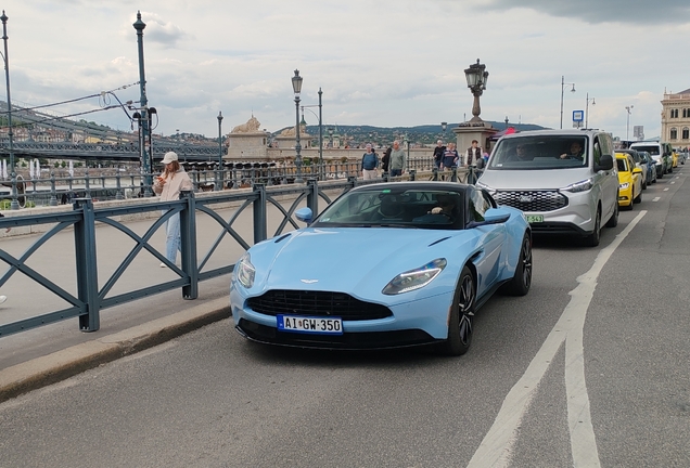 Aston Martin DB11 V8