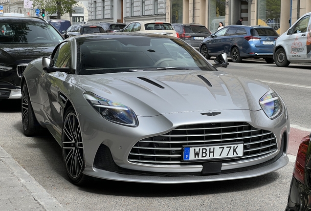 Aston Martin DB12