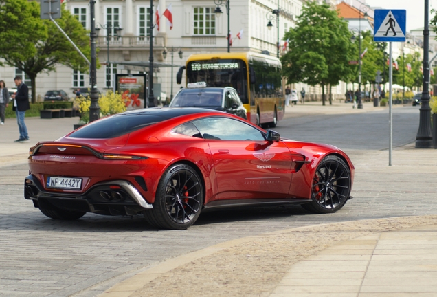 Aston Martin Vantage 2024