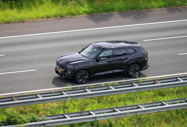 BMW XM G09