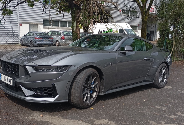 Ford Mustang Dark Horse 2024