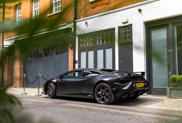 Lamborghini Huracán LP640-2 Tecnica