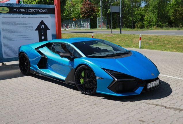 Lamborghini Revuelto