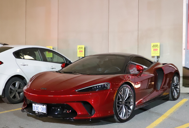 McLaren GT