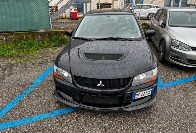 Mitsubishi Lancer Evolution IX GSR