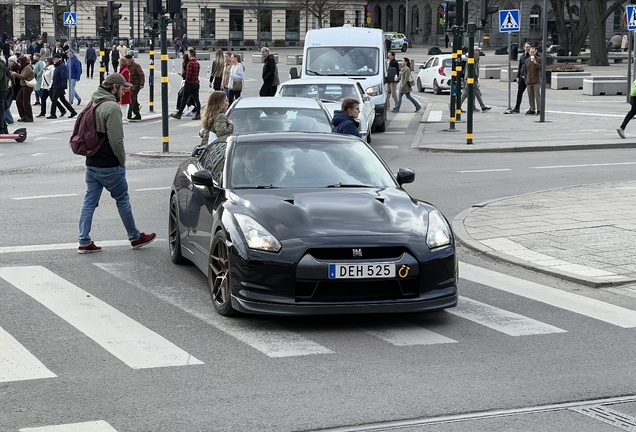 Nissan GT-R 2011