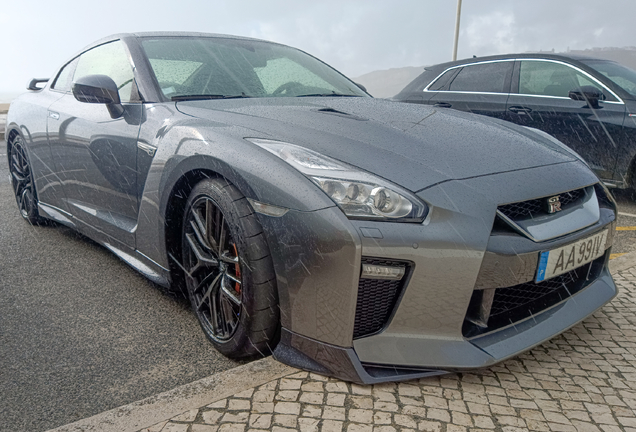 Nissan GT-R 2017