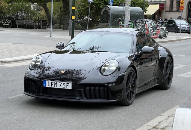 Porsche 992 Carrera 4 GTS MkII