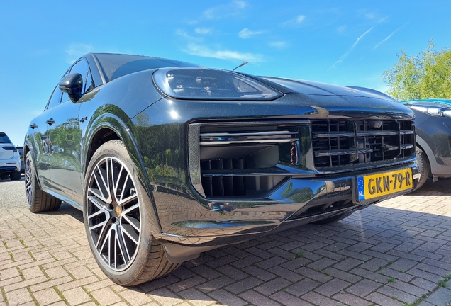 Porsche Cayenne Coupé Turbo E-Hybrid