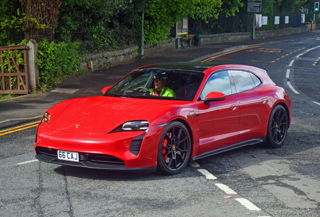 Porsche Taycan GTS Sport Turismo