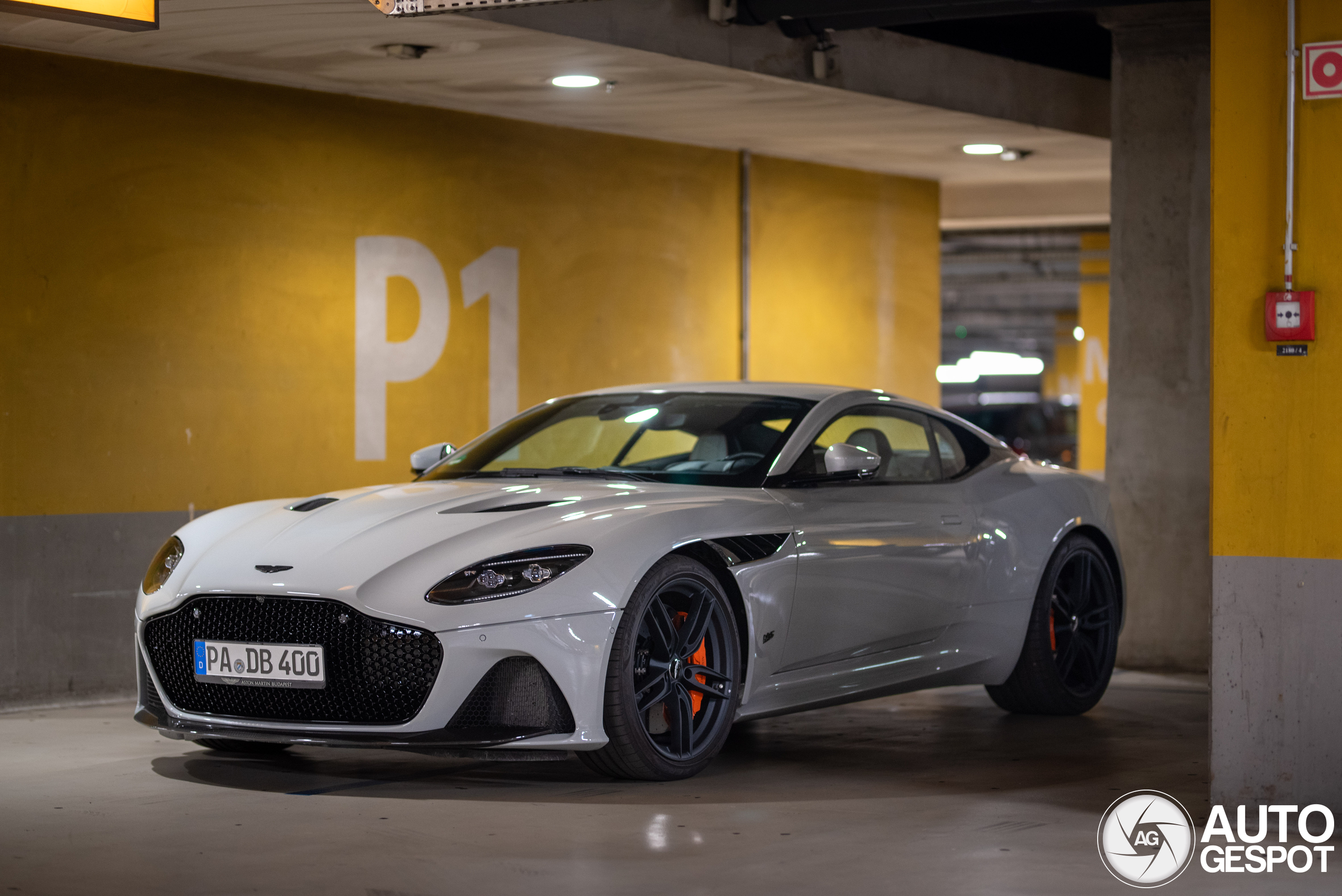 Aston Martin DBS Superleggera