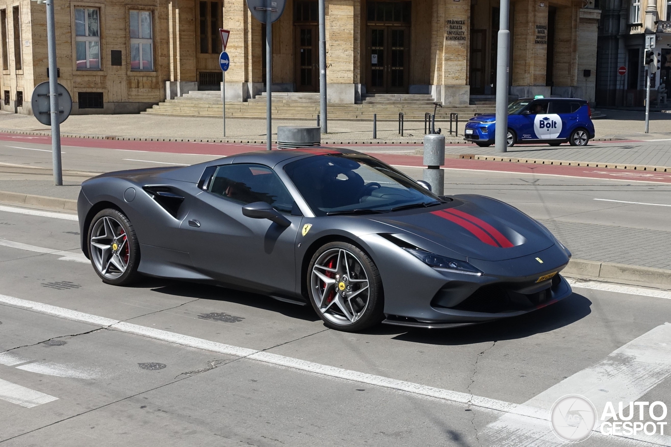 Ferrari F8 Spider