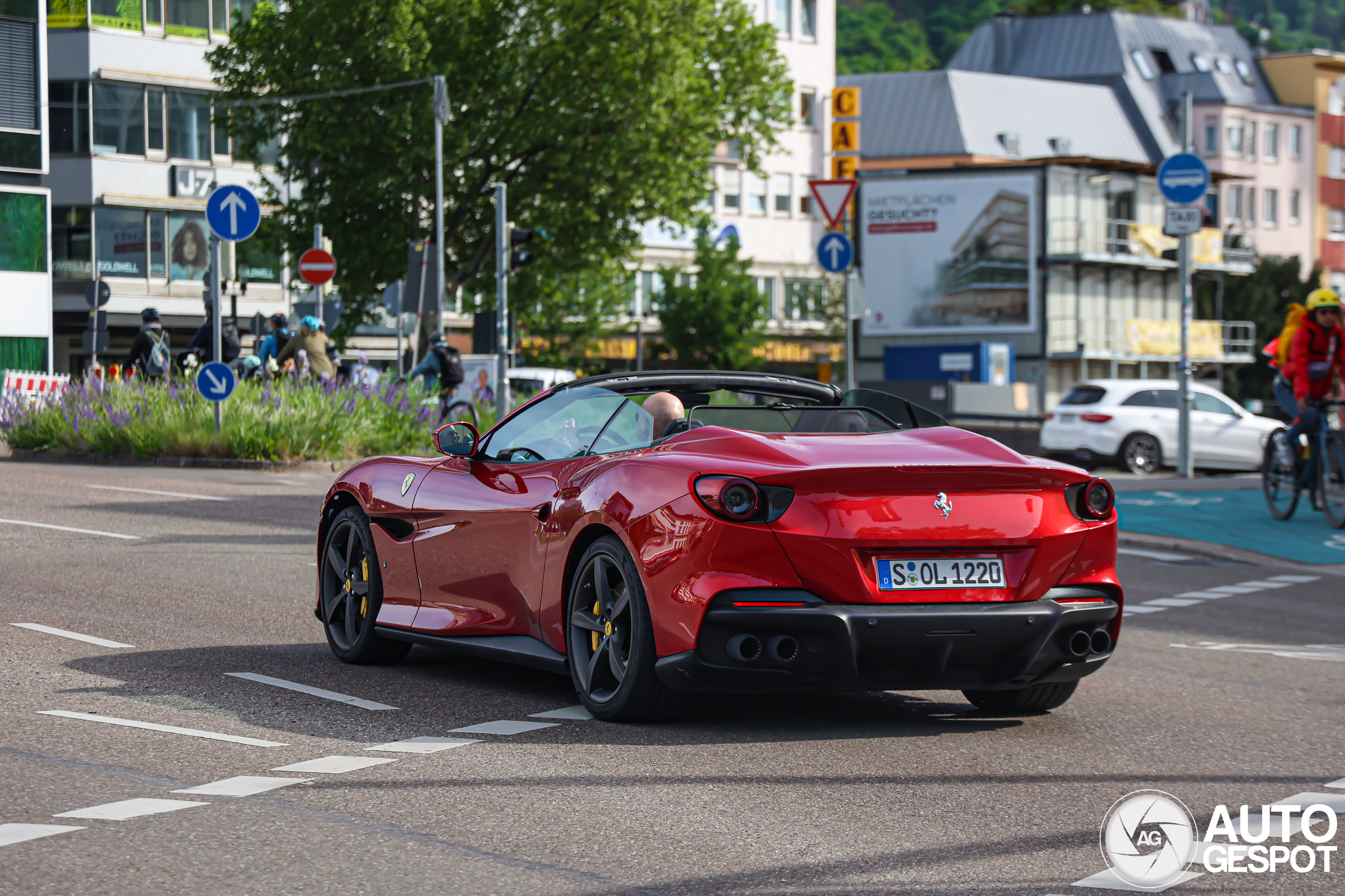 Ferrari Portofino M