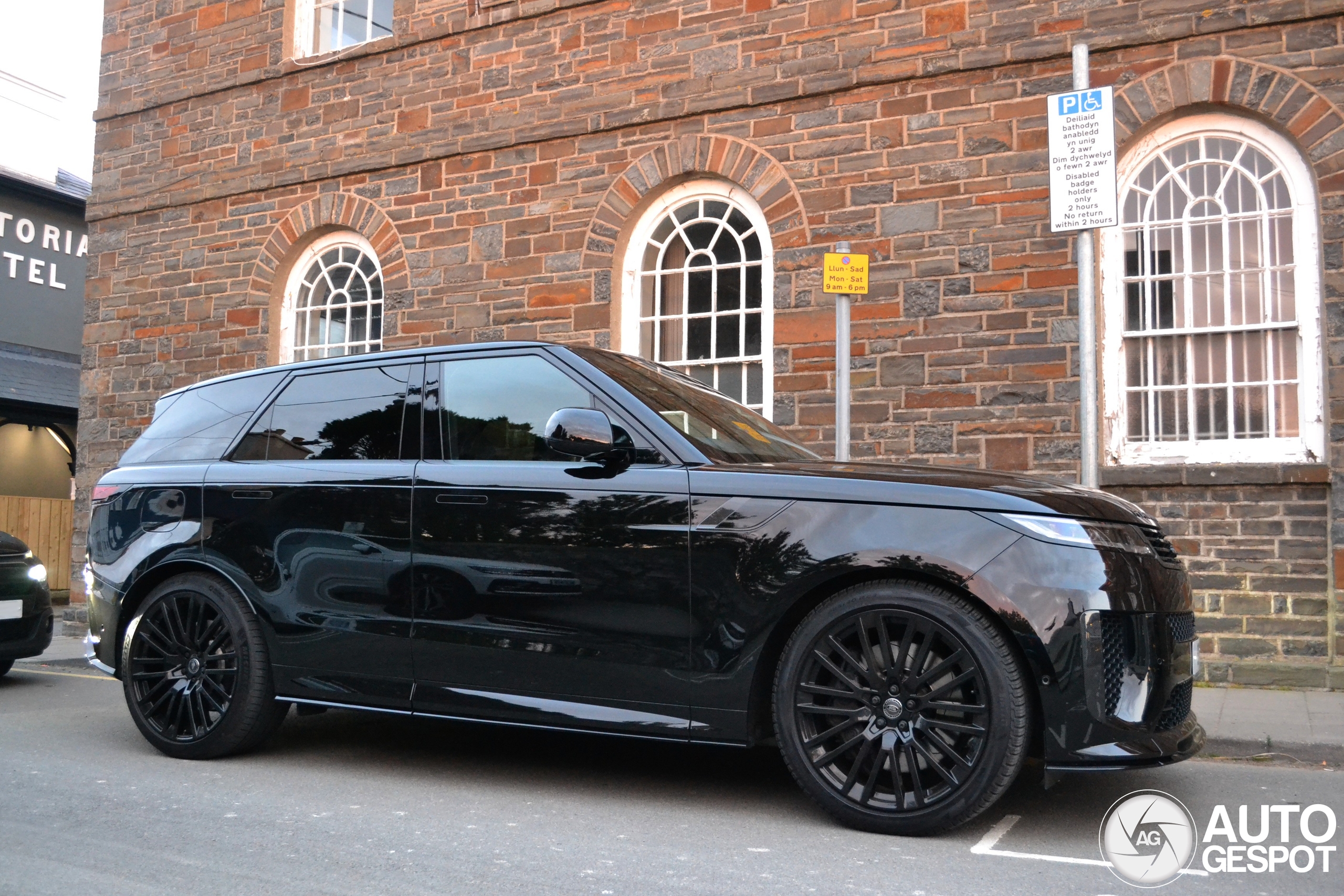 Range Rover Sport SV 2024 Edition One