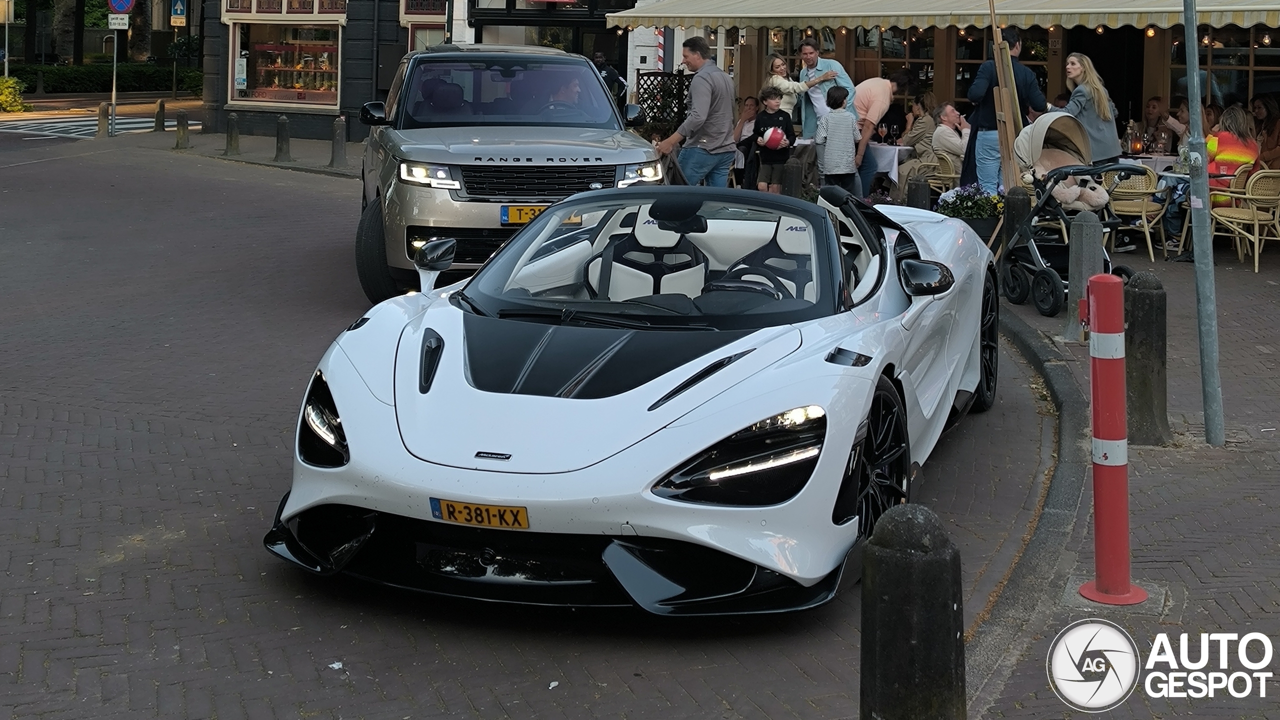 McLaren 765LT Spider