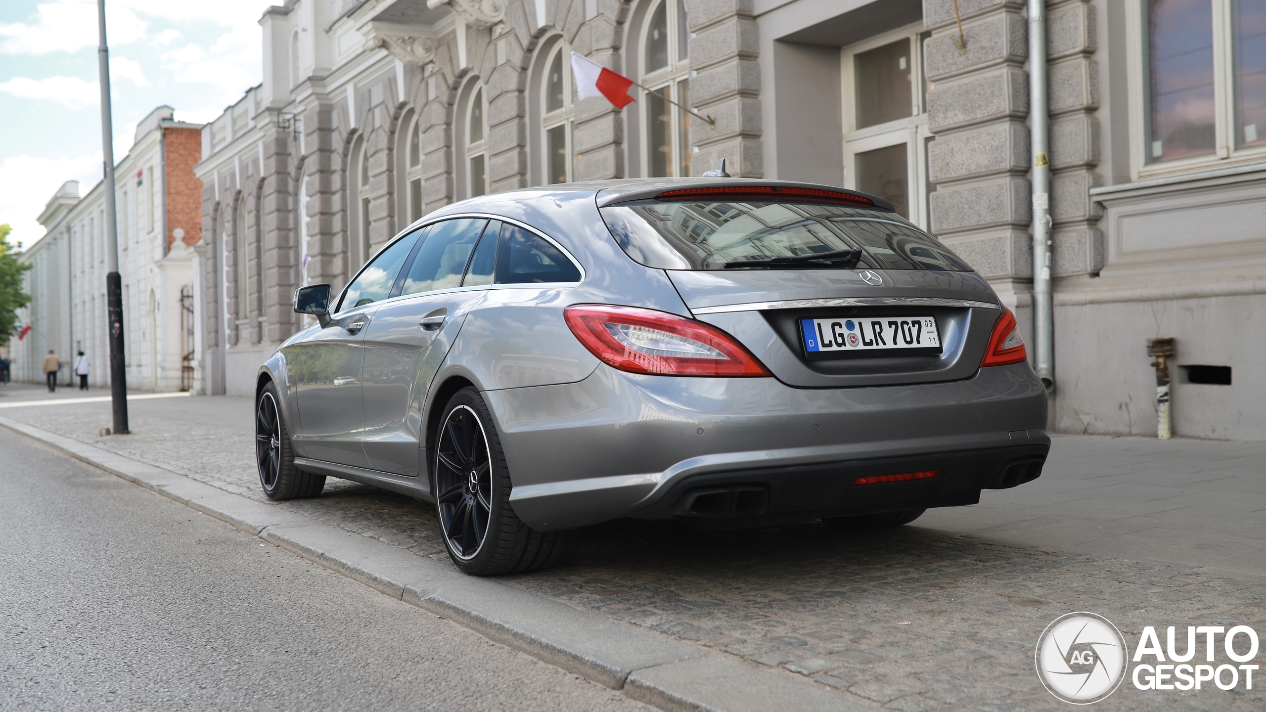 Mercedes-Benz CLS 63 AMG X218 Shooting Brake