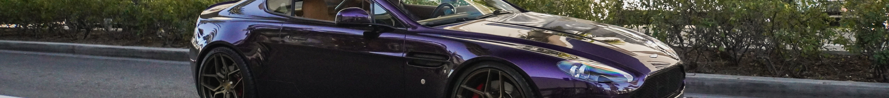 Aston Martin V8 Vantage S