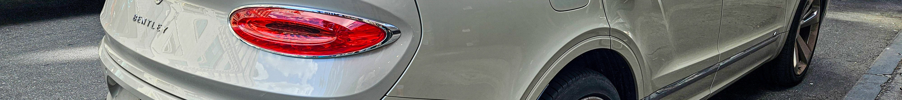 Bentley Bentayga V8 2021