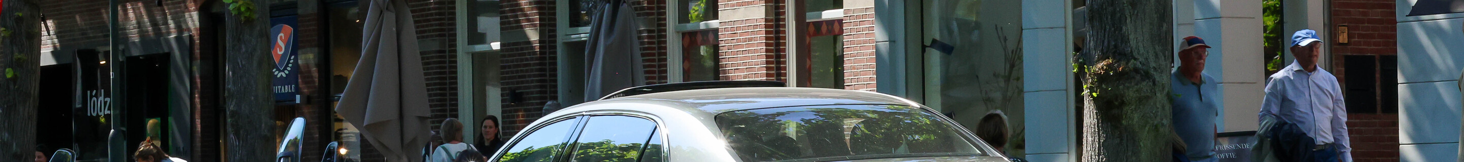 Bentley Flying Spur V8