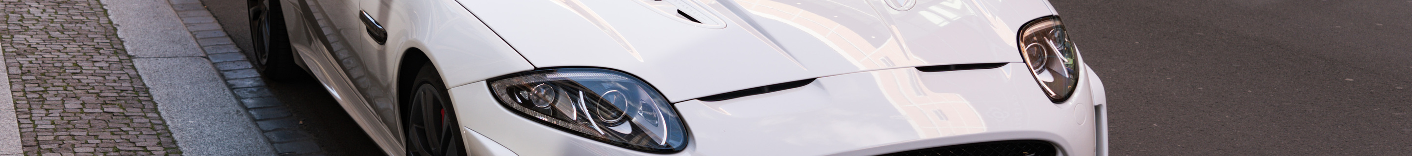 Jaguar XKR-S Convertible 2012